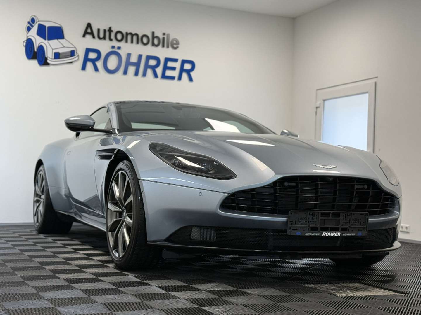 Aston Martin DB11 4.0 V8 Skyfall-Silver - 2018 - Joinsteer - #2