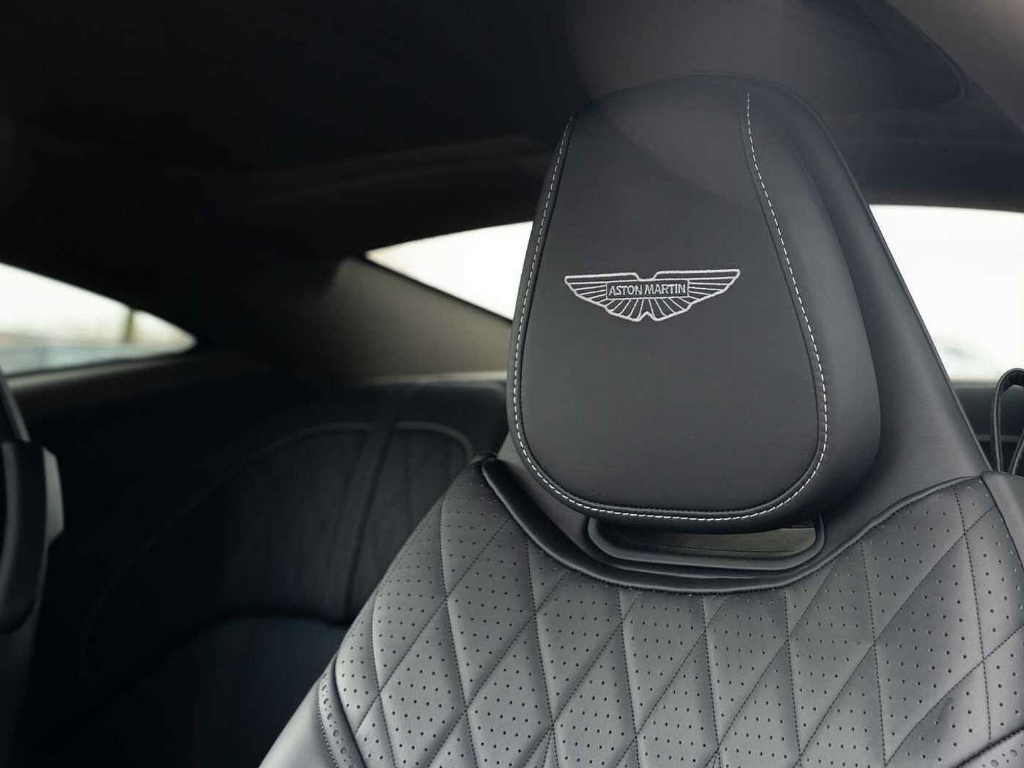 Aston Martin DB12 Coupé V8 Carbon Paket - 2024 - Joinsteer - #5