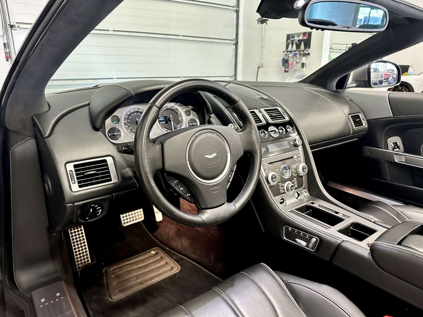 Aston Martin DB9 Volante V12 6.0 Touchtronic - 2014 - Joinsteer - #18