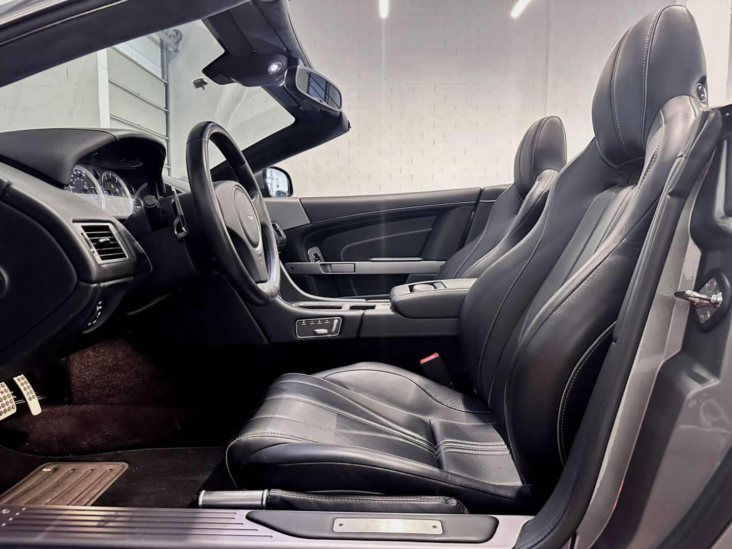 Aston Martin DB9 Volante V12 6.0 Touchtronic - 2014 - Joinsteer - #20