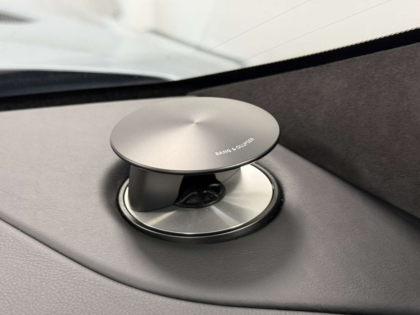 Aston Martin DB11 4.0 V8 Skyfall-Silver - 2018 - Joinsteer - #15