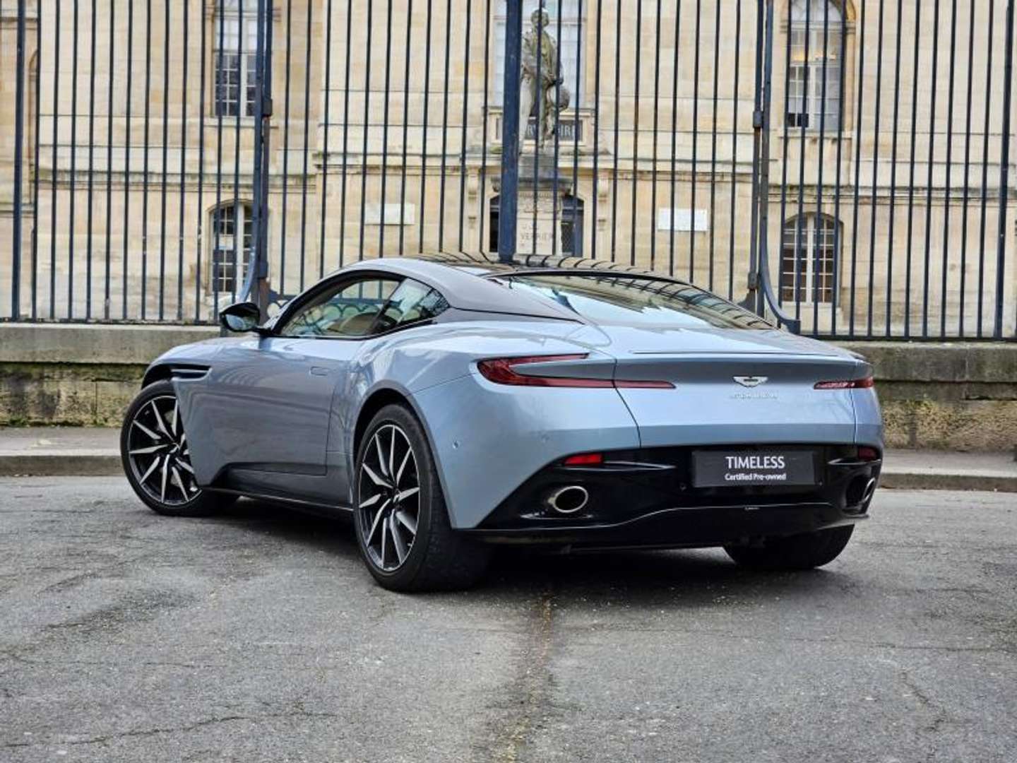 Aston Martin DB11 V8 4.0 510ch BVA8 - 2018 - Joinsteer - #3