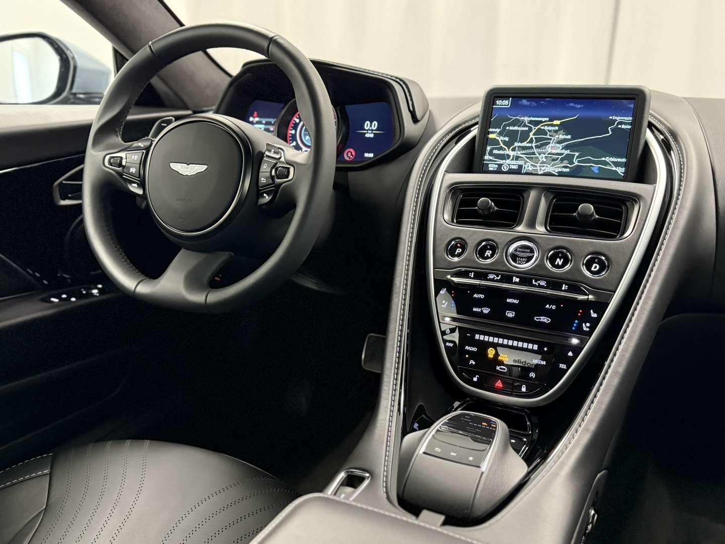 Aston Martin DB11 4.0 V8 Skyfall-Silver - 2018 - Joinsteer - #18