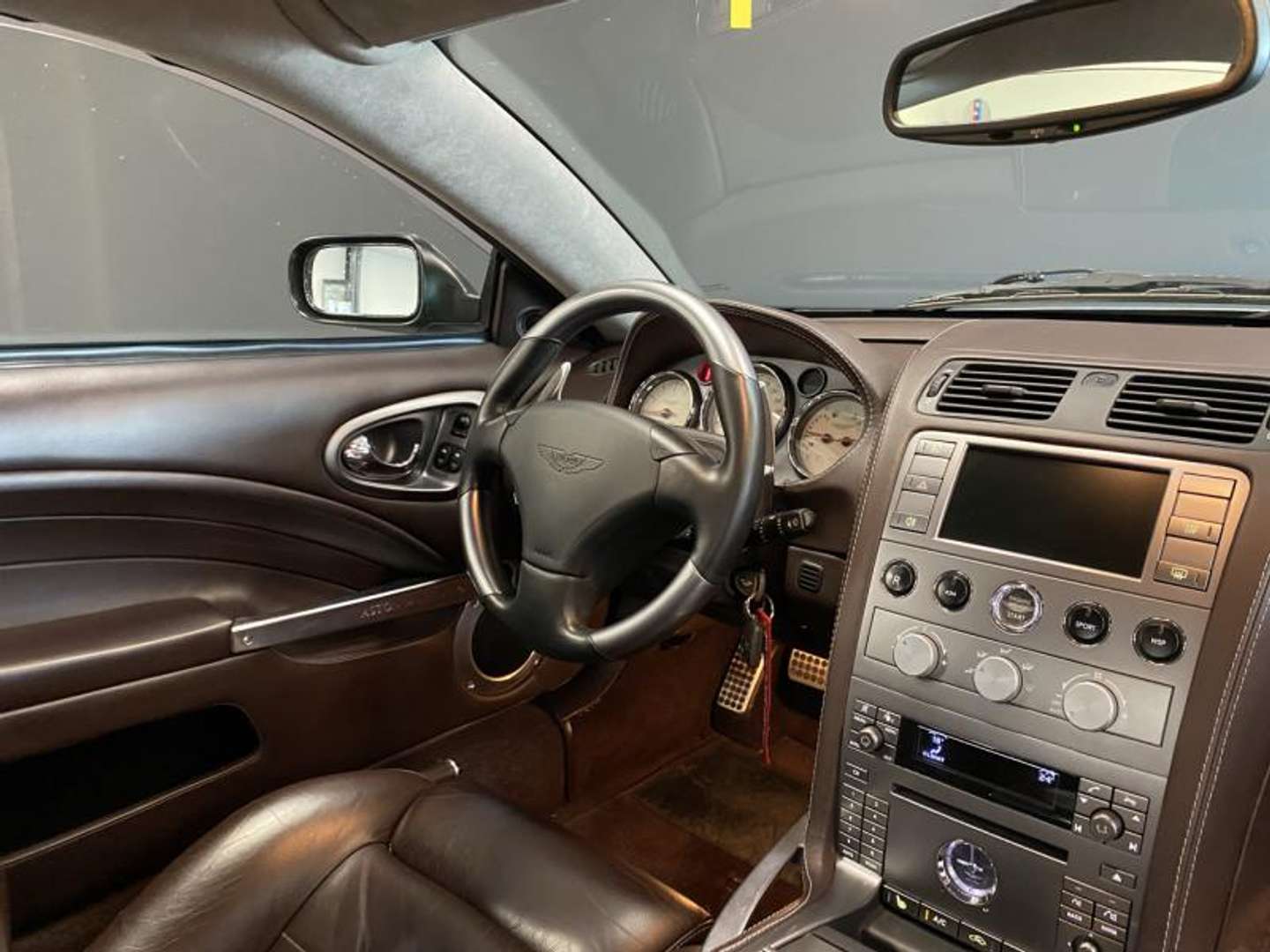 Aston Martin Vanquish V12 5.9 - 2007 - Joinsteer - #8