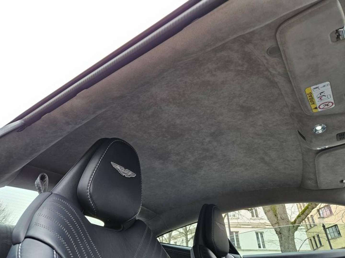 Aston Martin DB11 V8 4.0 510ch BVA8 - 2018 - Joinsteer - #18