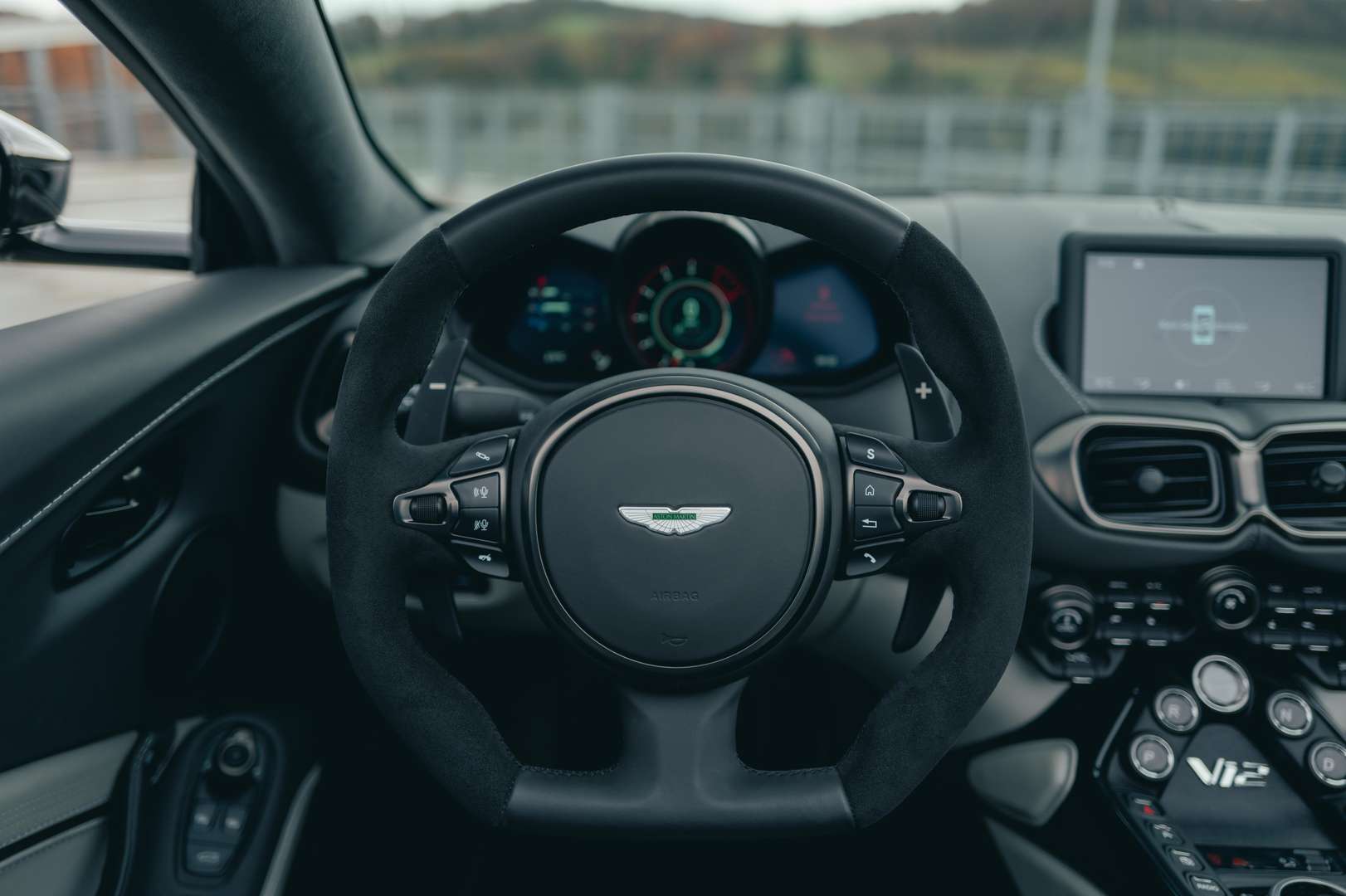 Aston Martin Vantage Roadster V12 - 2024 - Joinsteer - #26