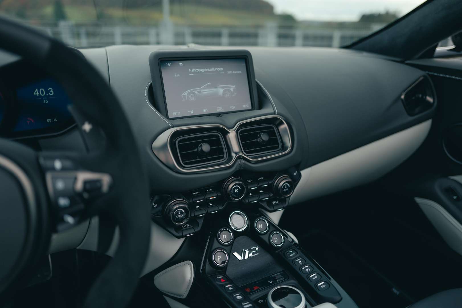 Aston Martin Vantage Roadster V12 - 2024 - Joinsteer - #28