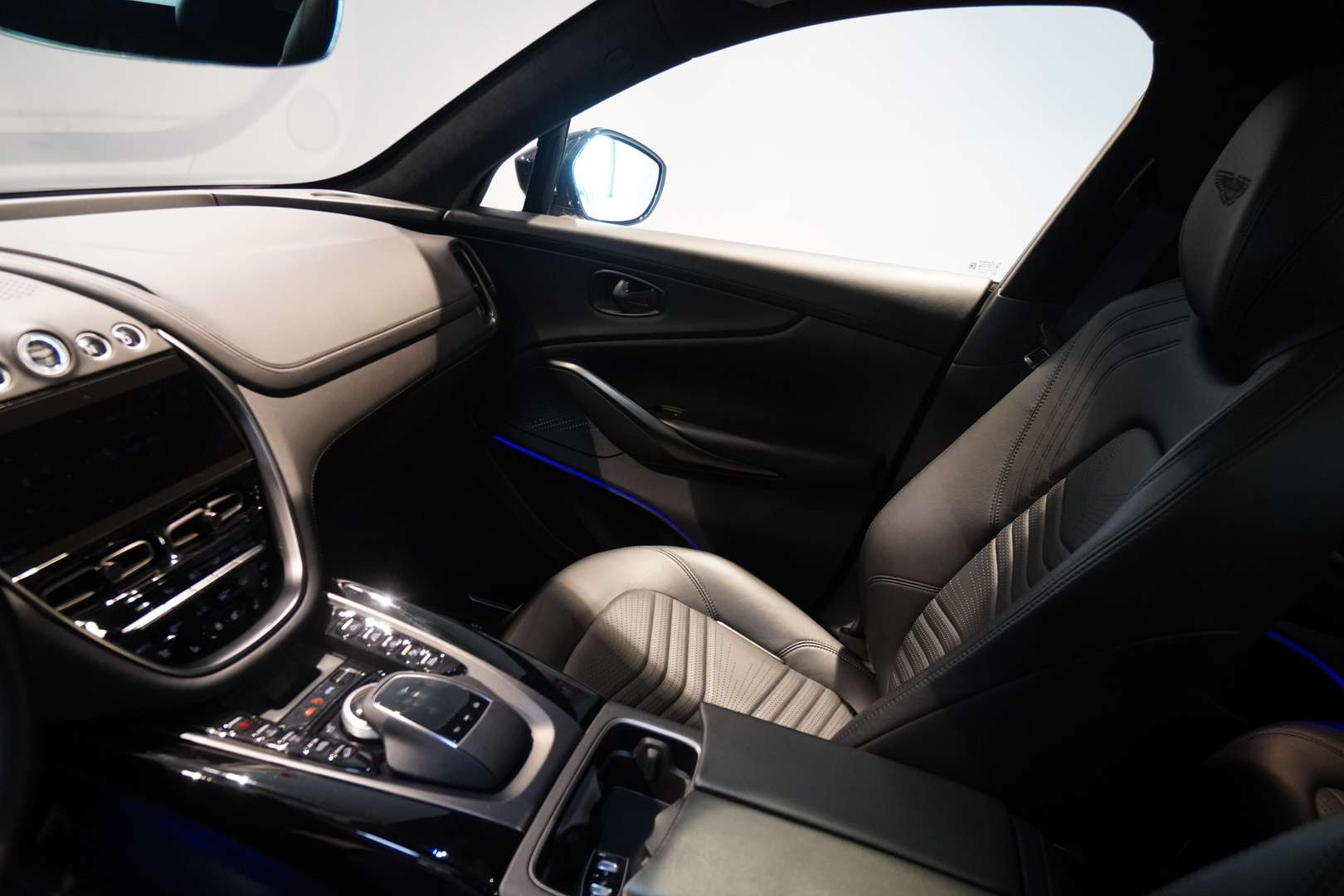 Aston Martin DBX V8 - 2022 - Joinsteer - #9