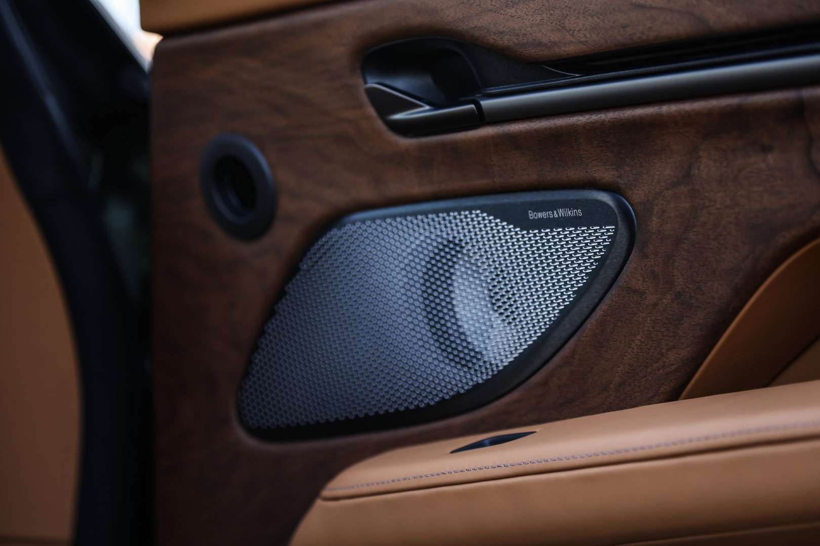 Aston Martin Vanquish 5.2 V12 - 2025 - Joinsteer - #14