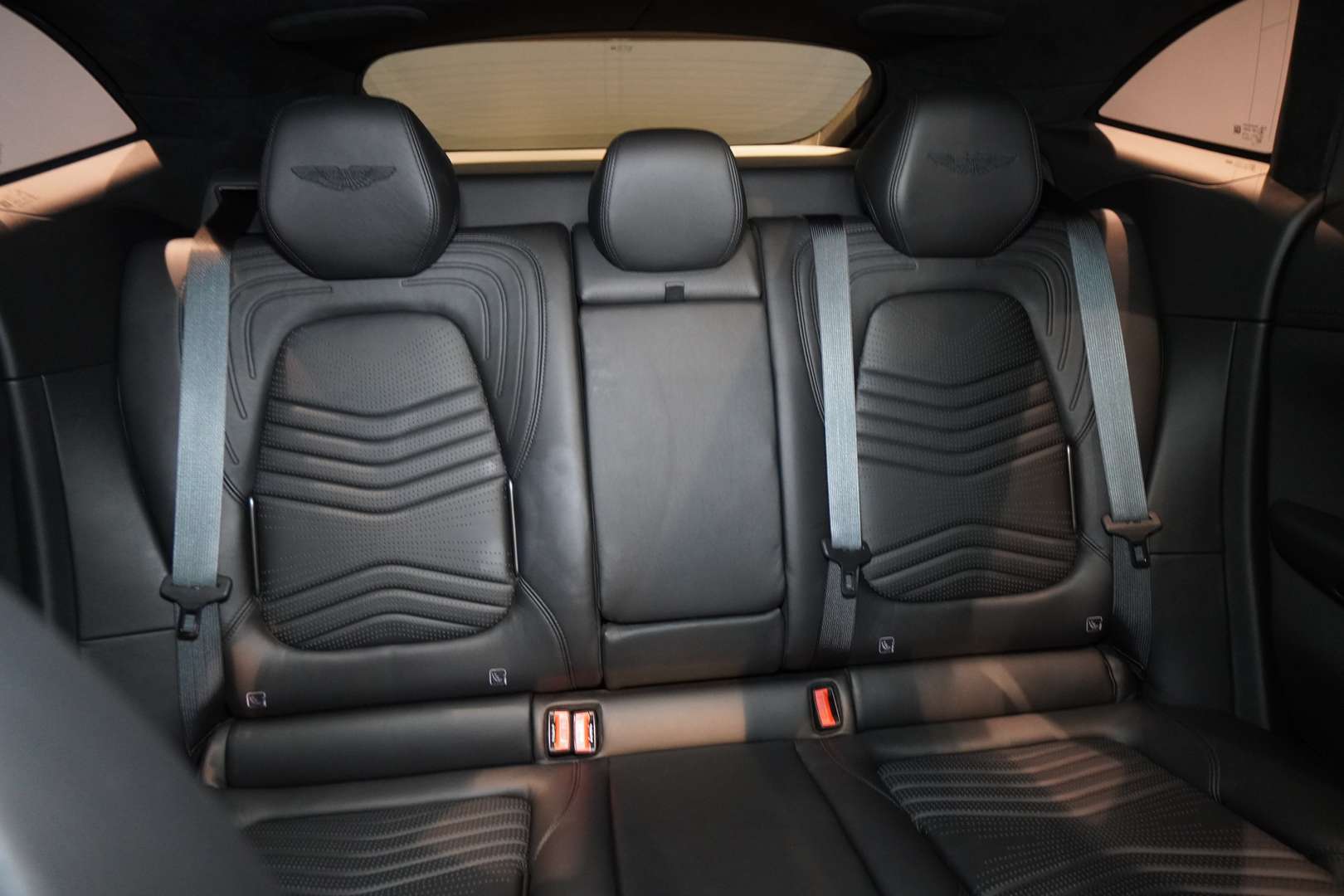 Aston Martin DBX V8 - 2022 - Joinsteer - #14