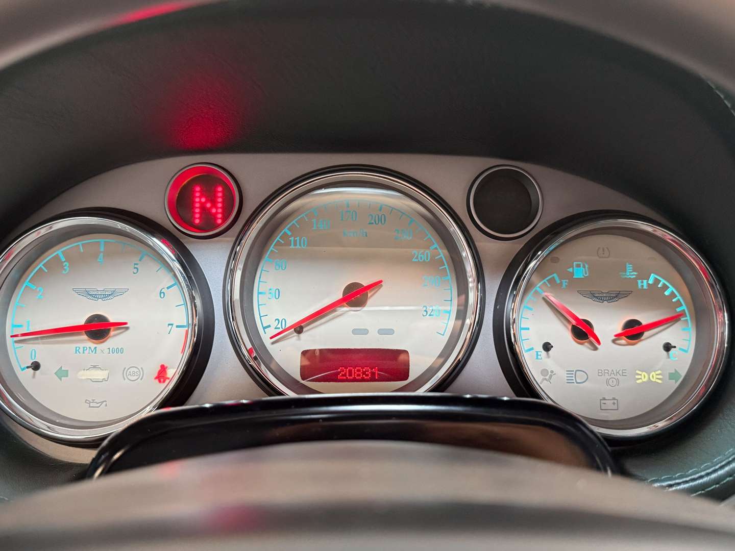 Aston Martin Vanquish V12 - 2003 - Joinsteer - #24