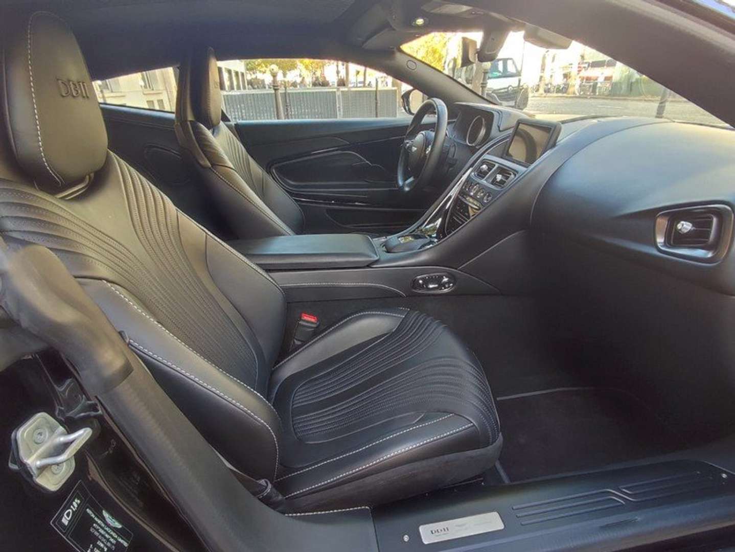 Aston Martin DB11 Coupé 5.2 Biturbo V12 - 2019 - Joinsteer - #12