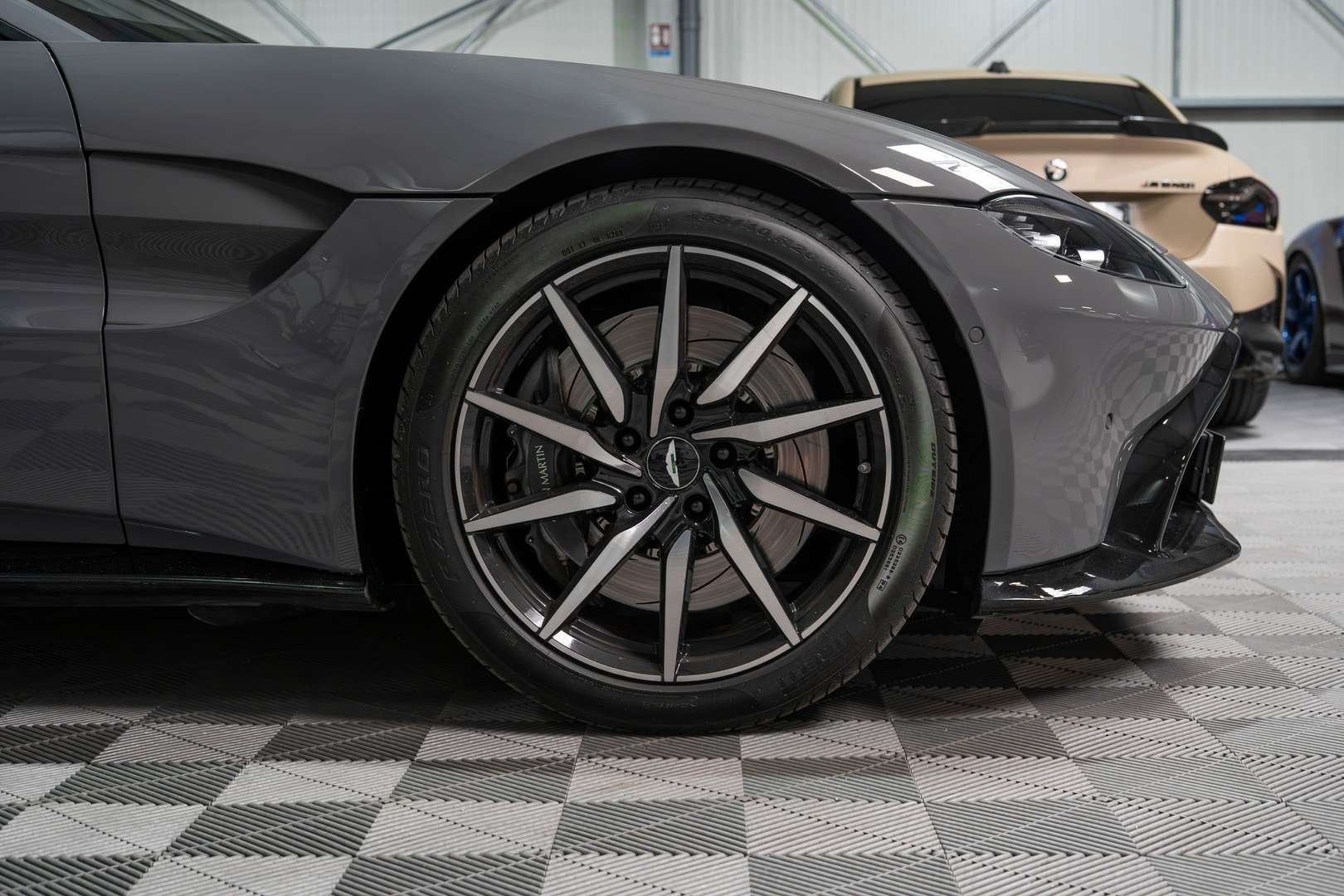 Aston Martin Vantage V8 Alcantara Interior - 2019 - Joinsteer - #9