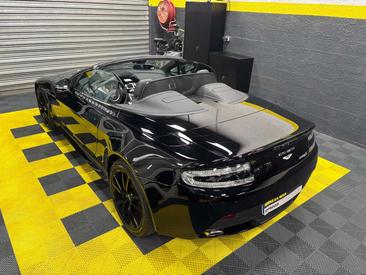 Aston Martin Vantage Roadster V8 Sportshift — photo 16