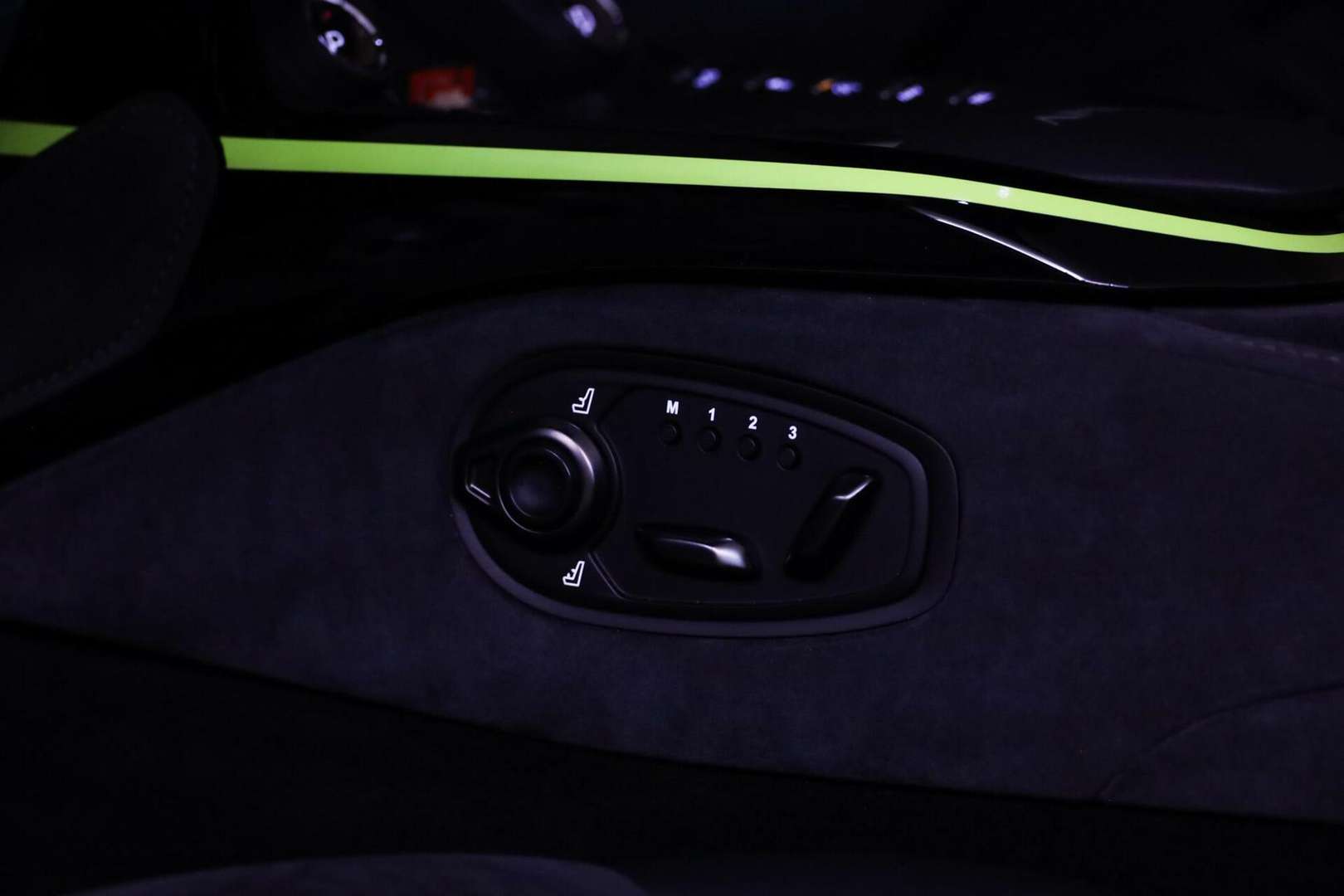 Aston Martin Vantage Roadster 4.0 V8 F1 Edition - 2022 - Joinsteer - #26