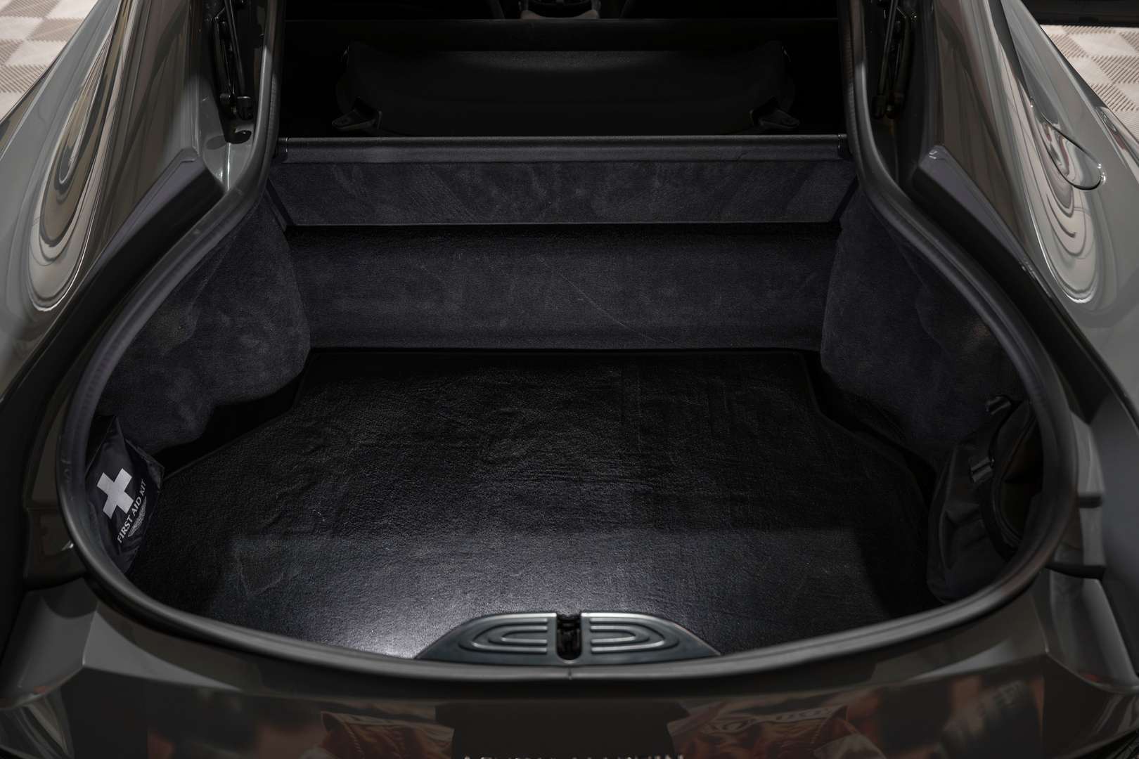 Aston Martin Vantage V8 Alcantara Interior - 2019 - Joinsteer - #30