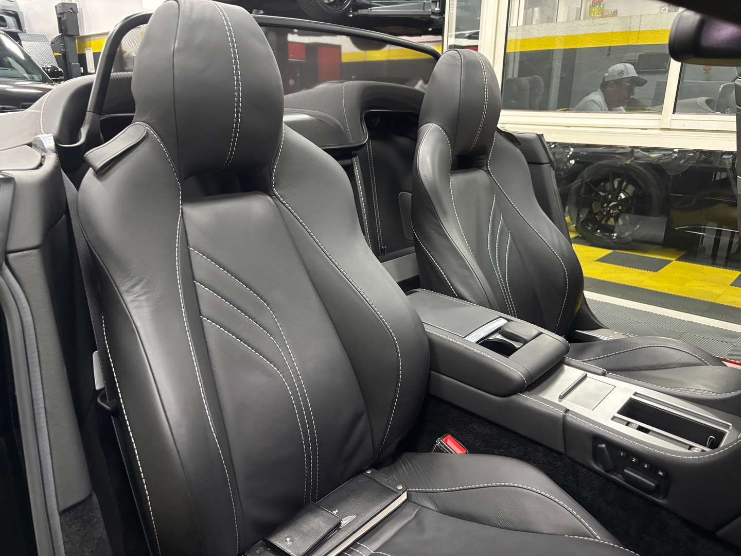 Aston Martin Vantage Roadster V8 Sportshift - 2011 - Joinsteer - #25