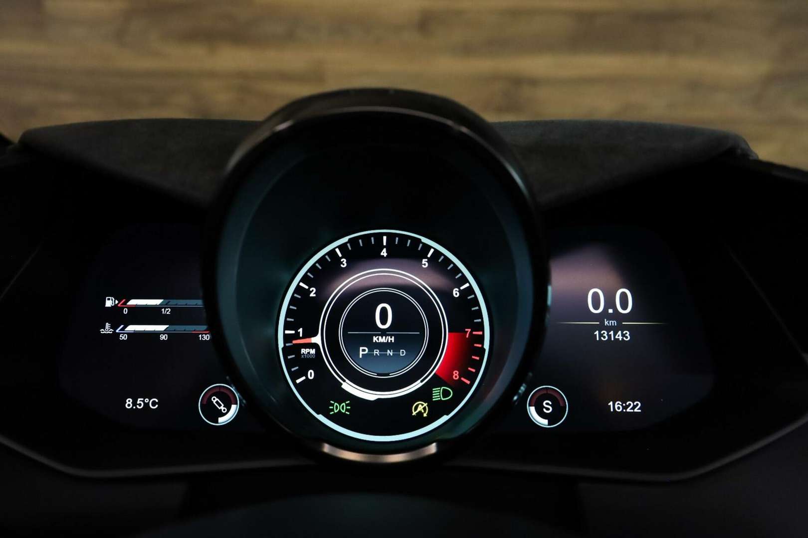 Aston Martin Vantage Roadster 4.0 V8 F1 Edition - 2022 - Joinsteer - #44