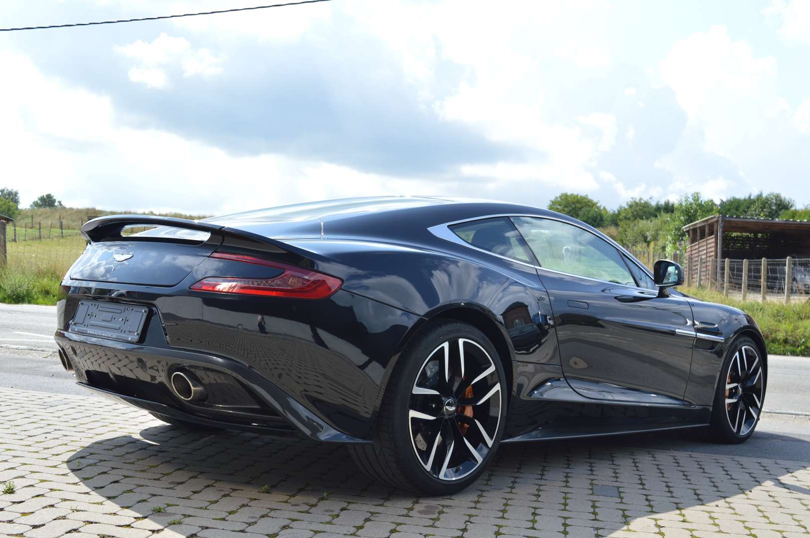 Aston Martin Vanquish Coupé 5.9i V12 Carbon Pack - 2017 - Joinsteer - #2