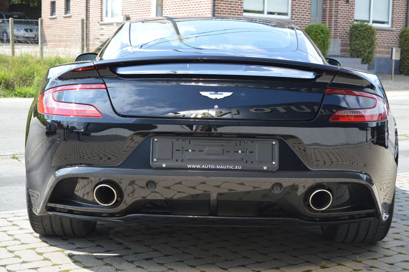 Aston Martin Vanquish Coupé 5.9i V12 Carbon Pack - 2017 - Joinsteer - #4