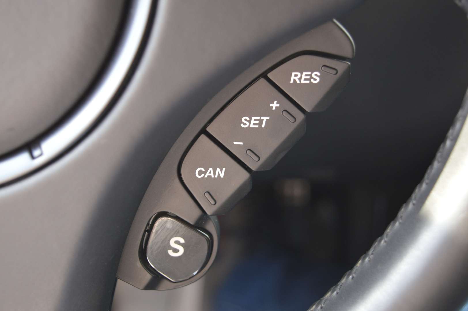 Aston Martin Vanquish Coupé 5.9i V12 Carbon Pack - 2017 - Joinsteer - #15