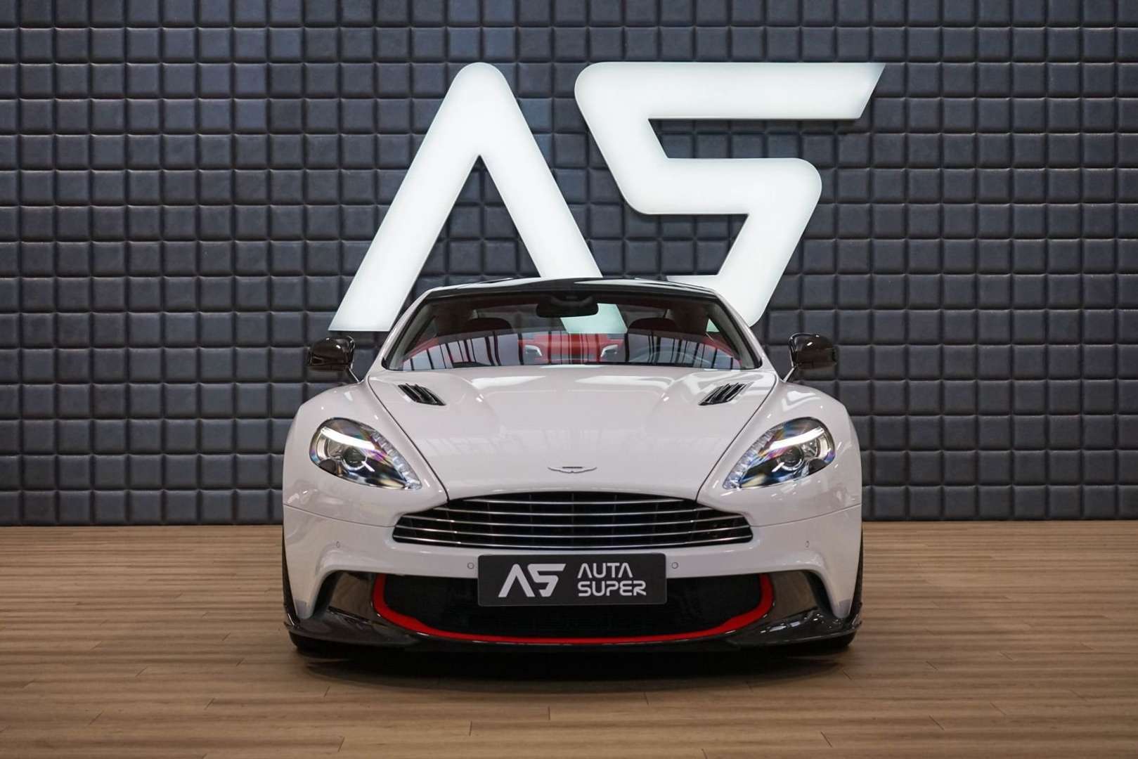 Aston Martin Vanquish 6.0 V12 - 2017 - Joinsteer - #2