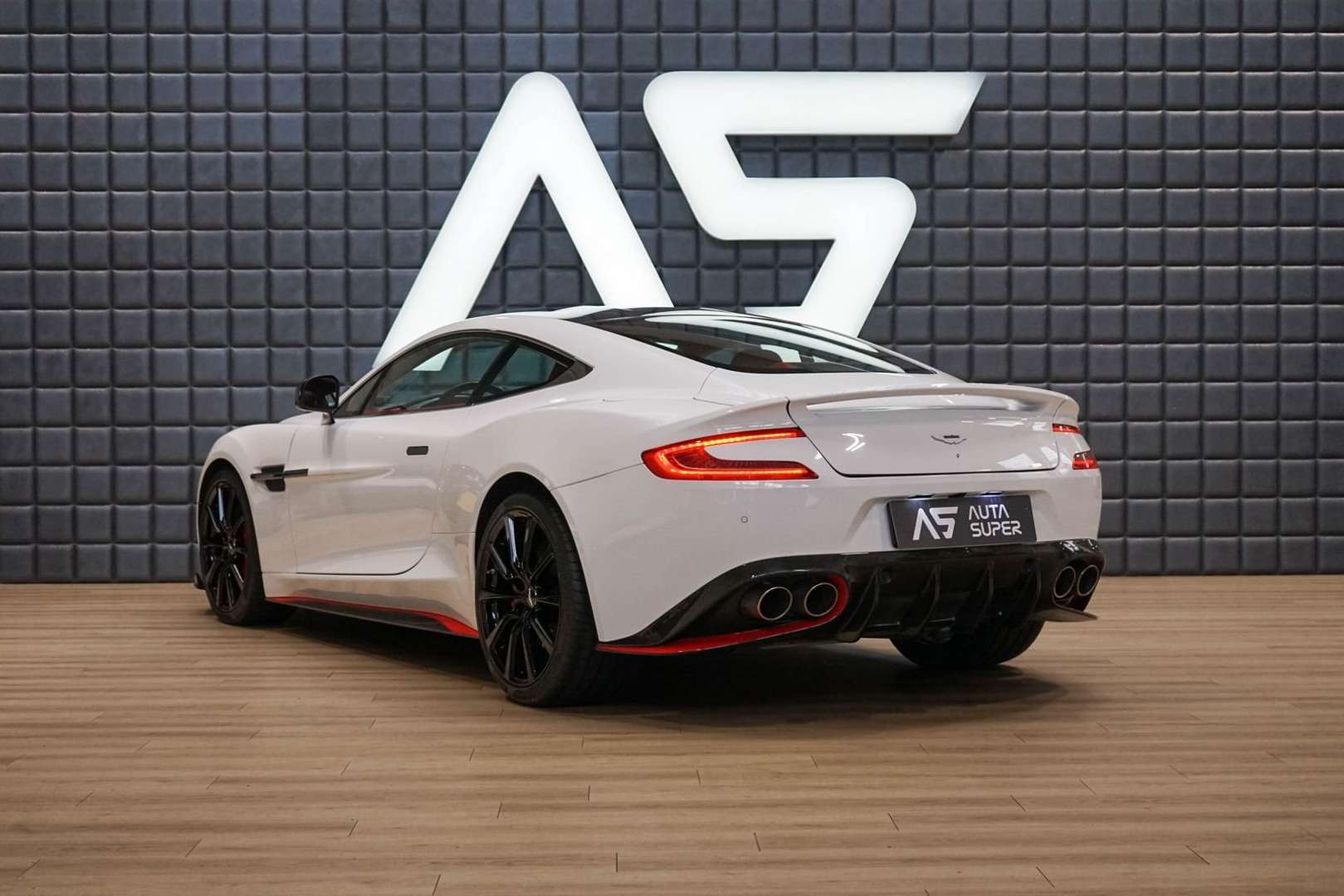 Aston Martin Vanquish 6.0 V12 - 2017 - Joinsteer - #5