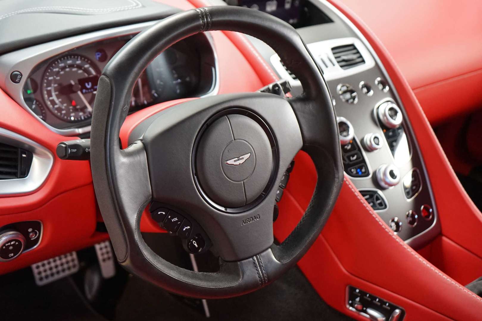 Aston Martin Vanquish 6.0 V12 - 2017 - Joinsteer - #11