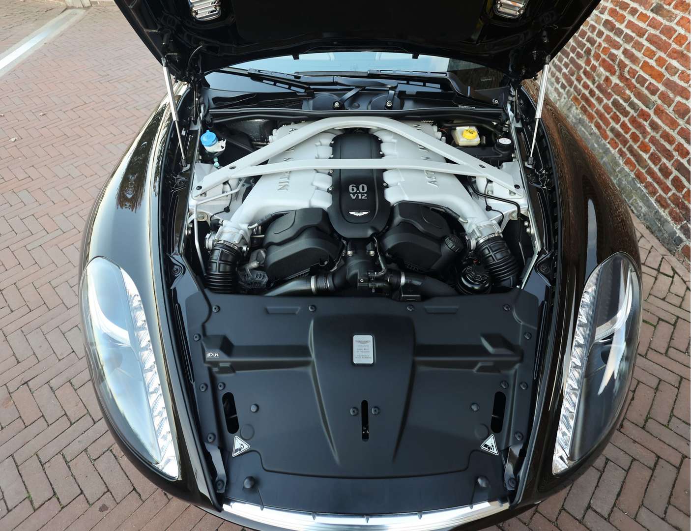 Aston Martin DB9 5.9 V12 Touchtronic - 2015 - Joinsteer - #20