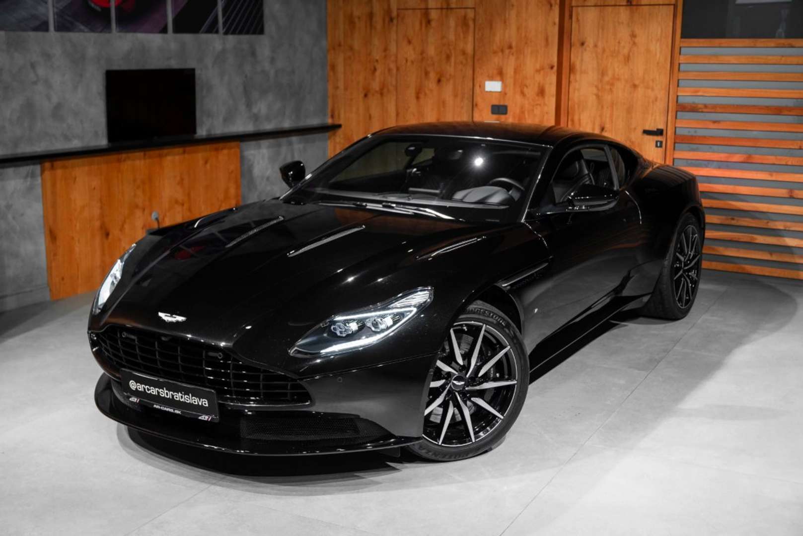 Aston Martin DB11 5.2 V12 Biturbo - 2019 - Joinsteer - #2