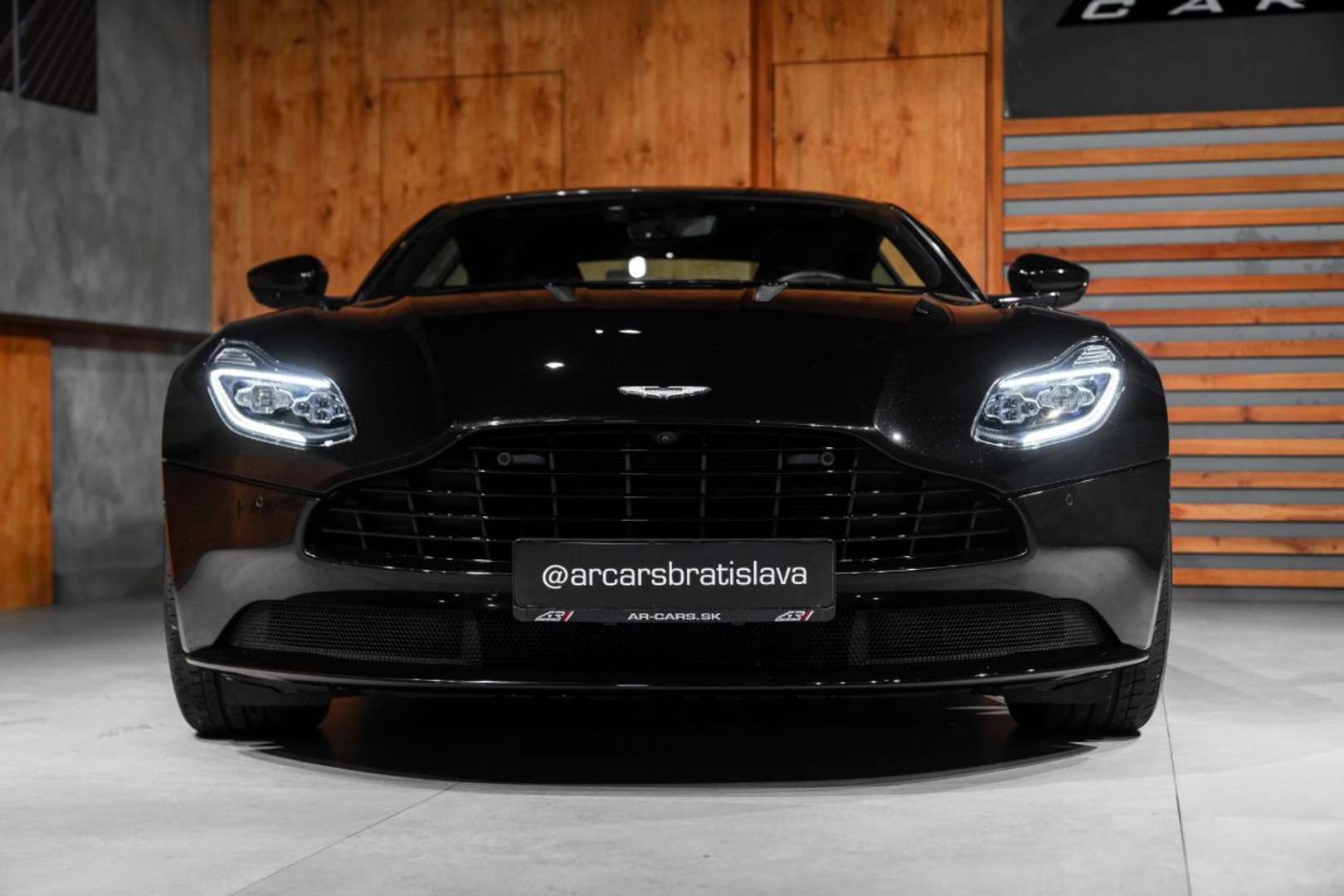 Aston Martin DB11 5.2 V12 Biturbo - 2019 - Joinsteer - #3