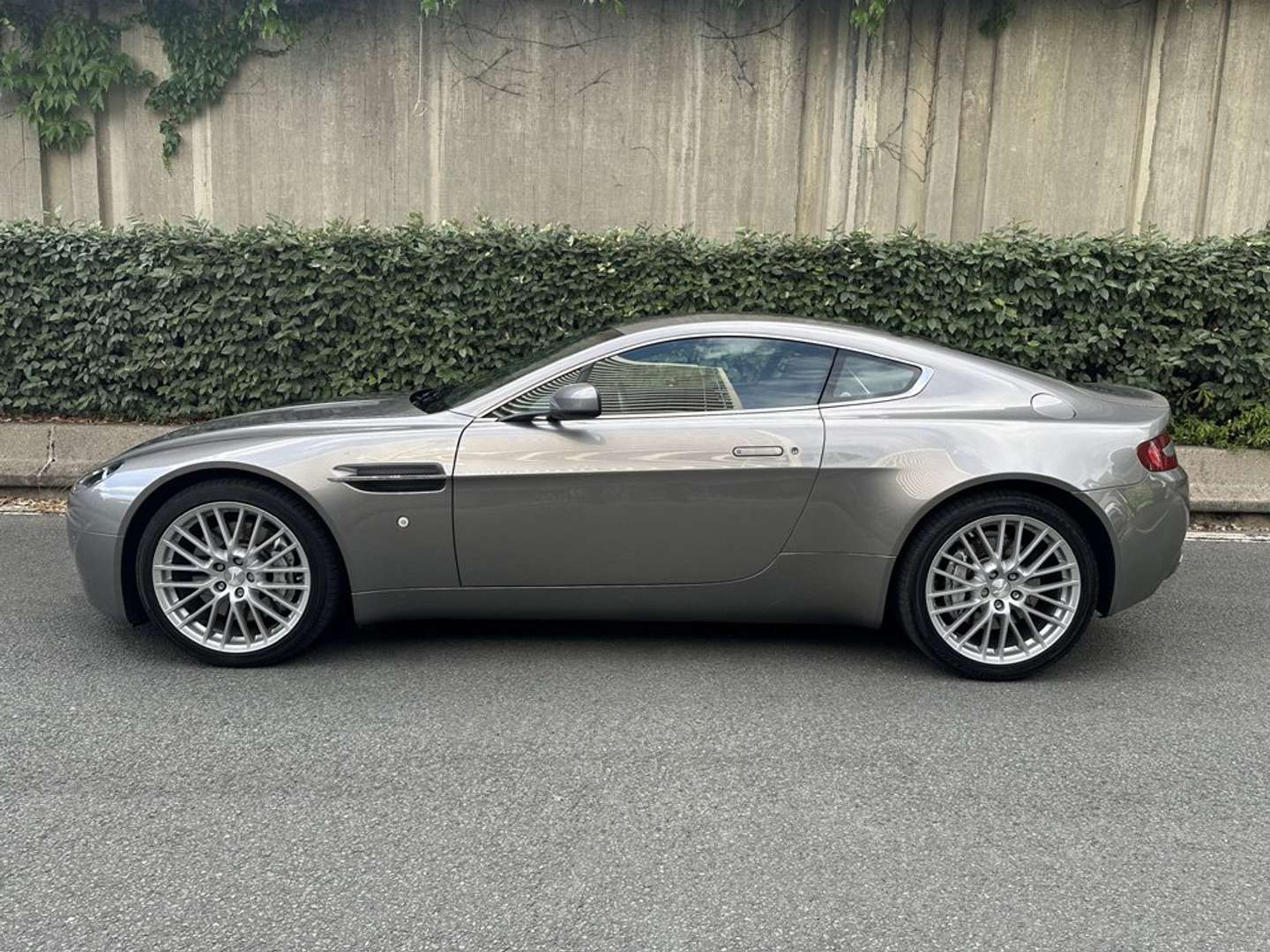 Aston Martin Vantage Coupe V8 4.7 Sportshift - 2008 - Joinsteer - #2