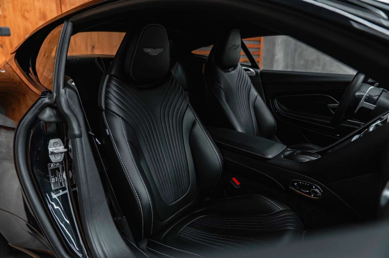 Aston Martin DB11 5.2 V12 Biturbo - 2019 - Joinsteer - #9