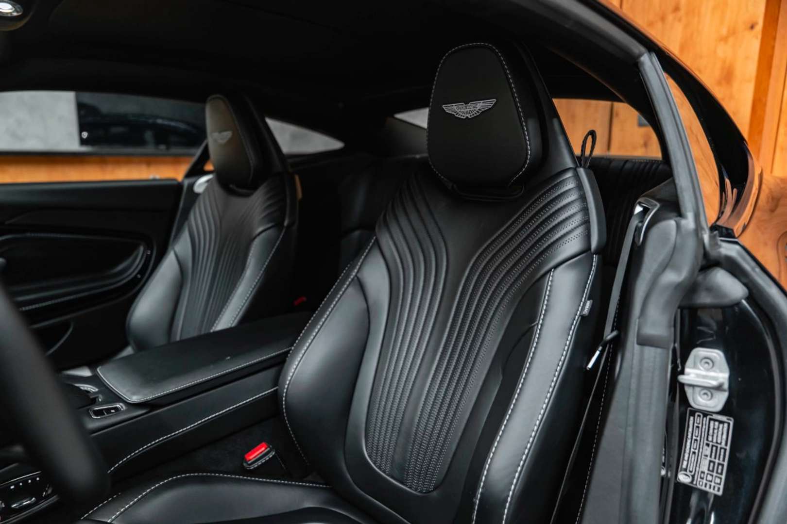 Aston Martin DB11 5.2 V12 Biturbo - 2019 - Joinsteer - #11