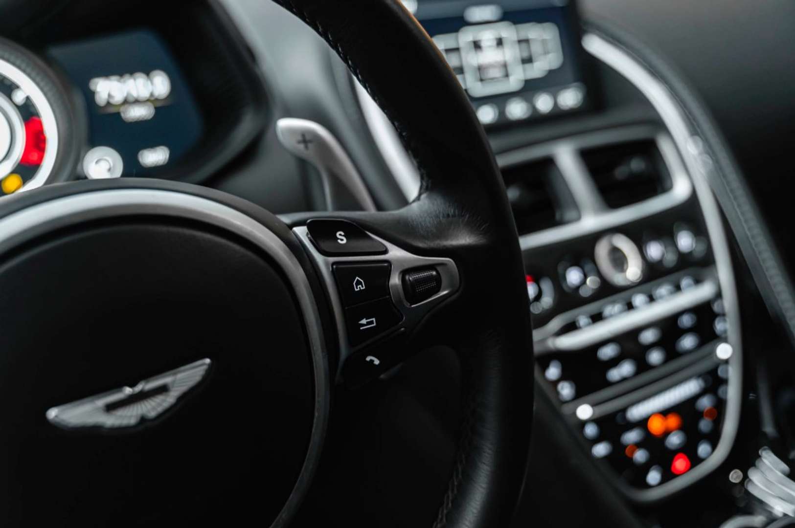 Aston Martin DB11 5.2 V12 Biturbo - 2019 - Joinsteer - #17