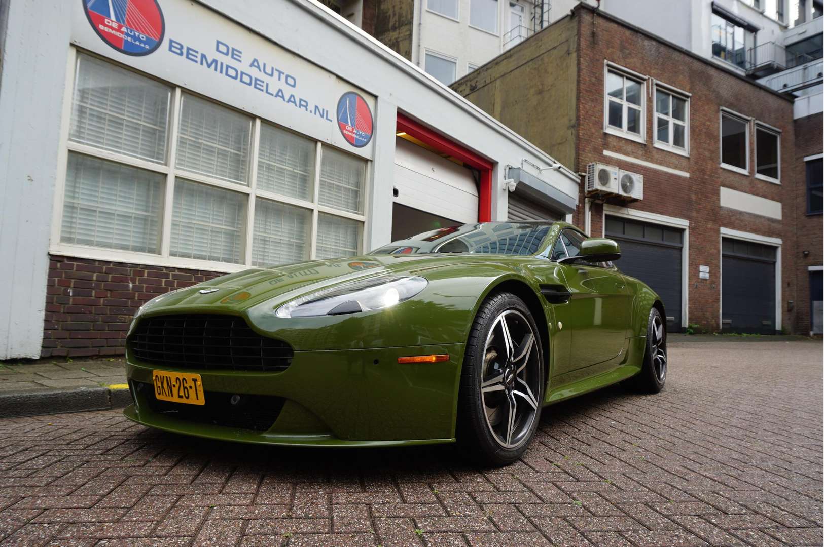 Aston Martin Vantage V8 4.7 N430 - 2016 - Joinsteer - #6