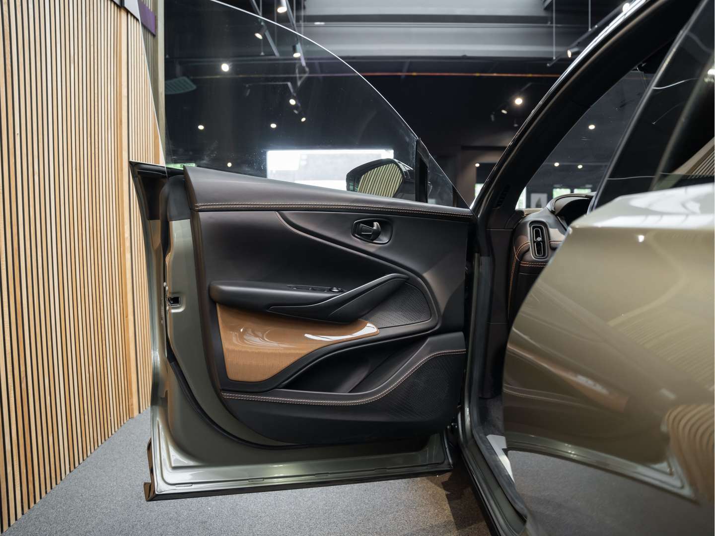 Aston Martin DBX 707 4.0 V8 - 2023 - Joinsteer - #6