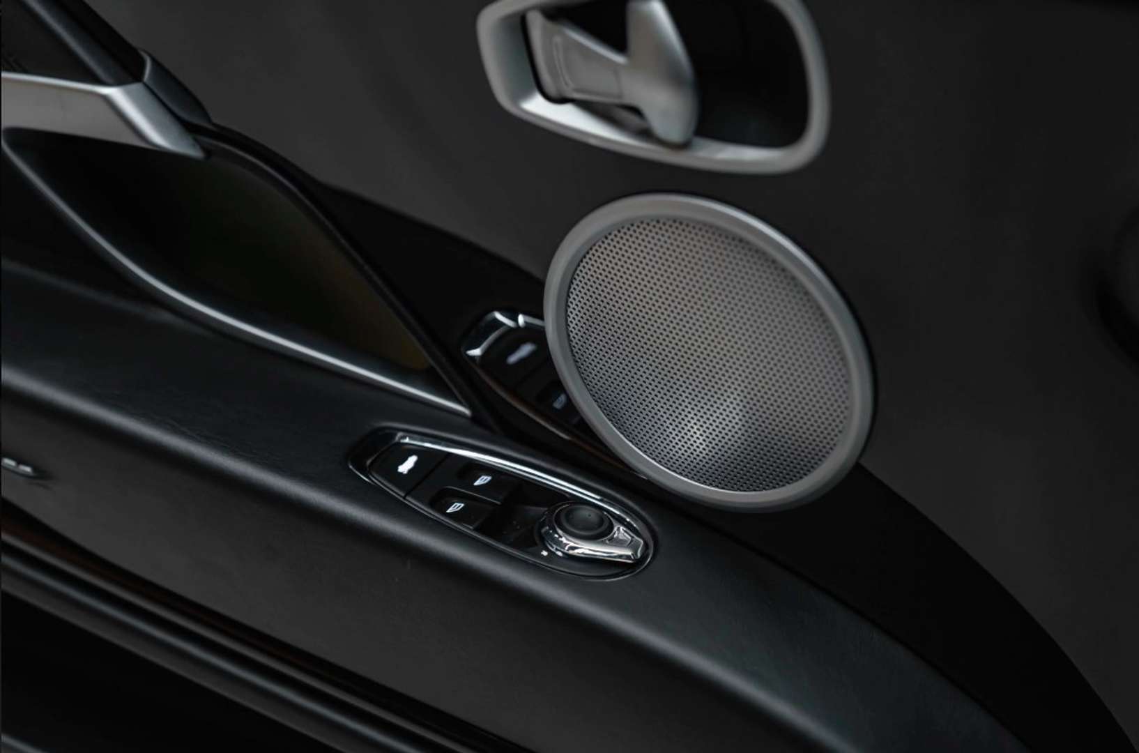 Aston Martin DB11 5.2 V12 Biturbo - 2019 - Joinsteer - #28