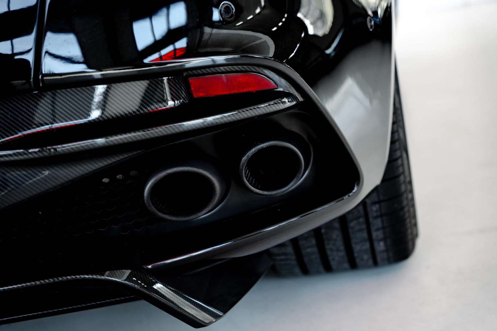 Aston Martin DBS Superleggera 5.2 V12 - 2019 - Joinsteer - #10