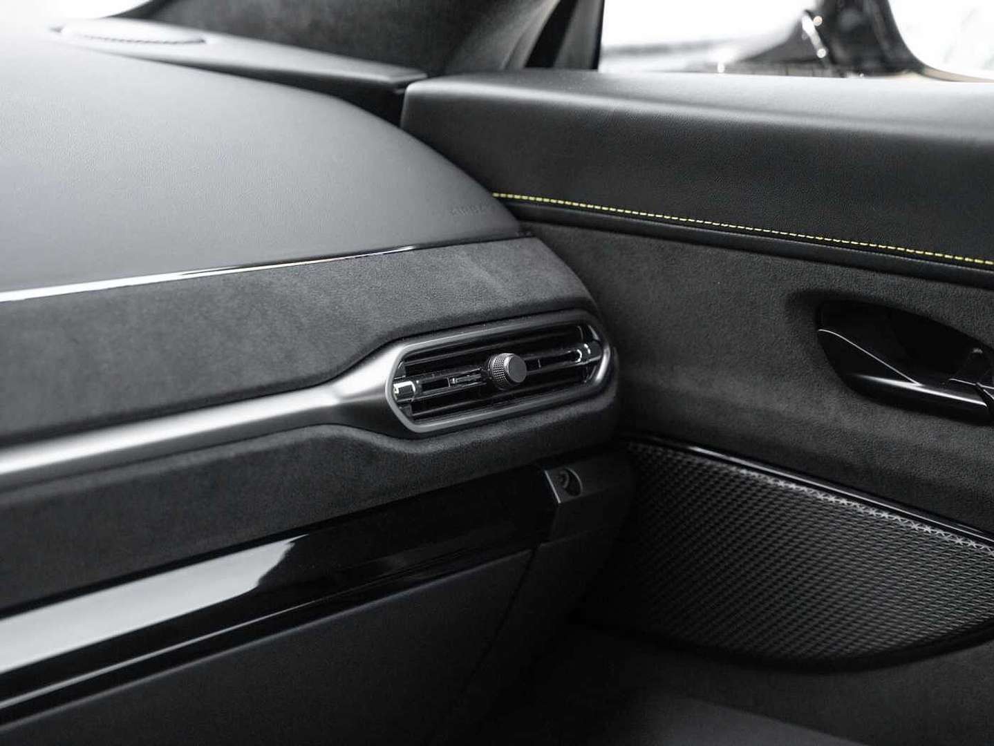 Aston Martin V8 Vantage - 2025 - Joinsteer - #36