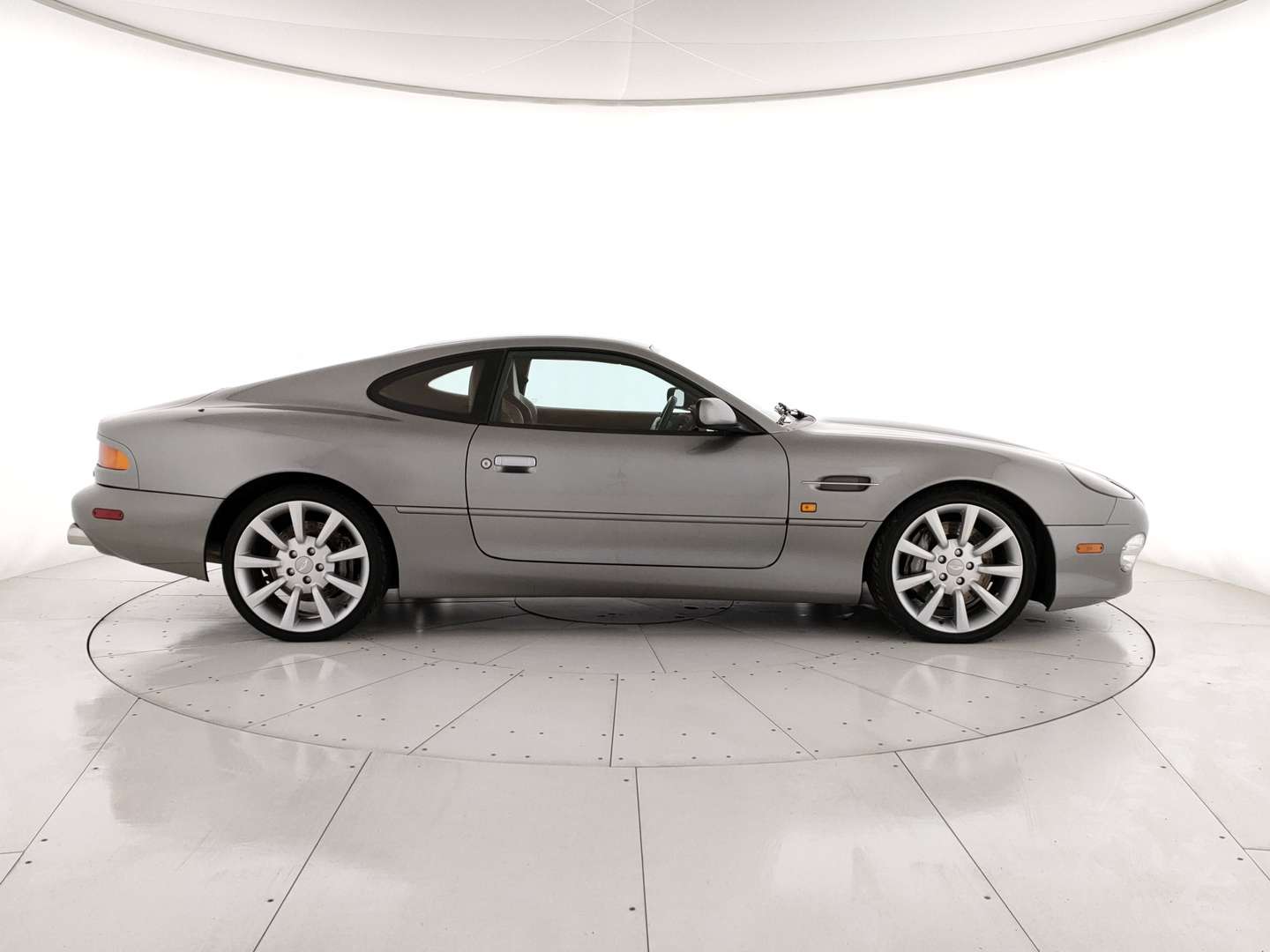 Aston Martin DB7 Vantage Coupé 6.0 - 2002 - Joinsteer - #2