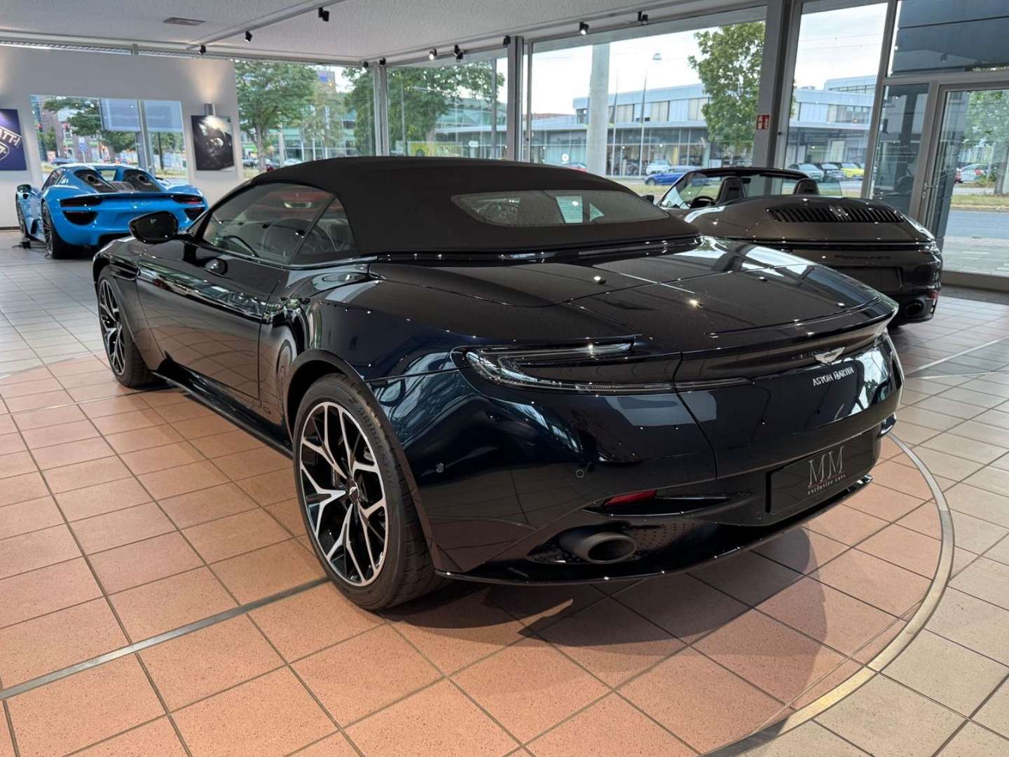 Aston Martin DB11 Volante V8 - 2018 - Joinsteer - #8