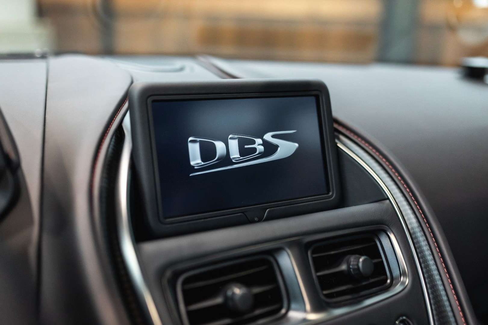 Aston Martin DBS Volante 770 Ultimate - 2025 - Joinsteer - #16