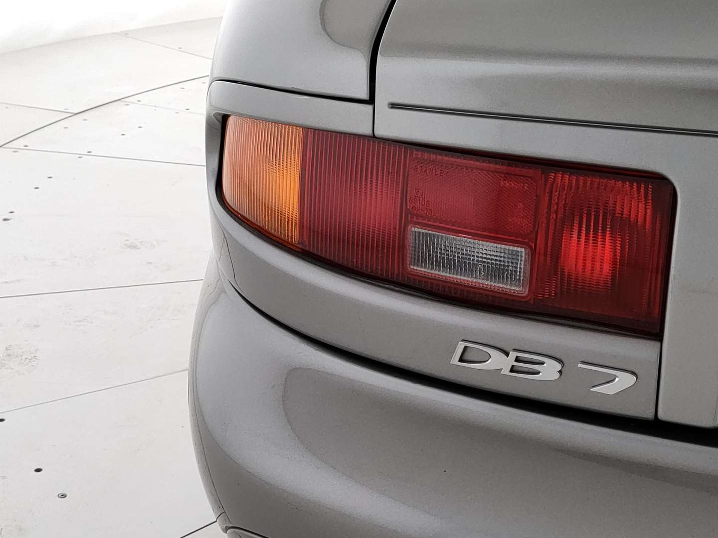 Aston Martin DB7 Vantage Coupé 6.0 - 2002 - Joinsteer - #12