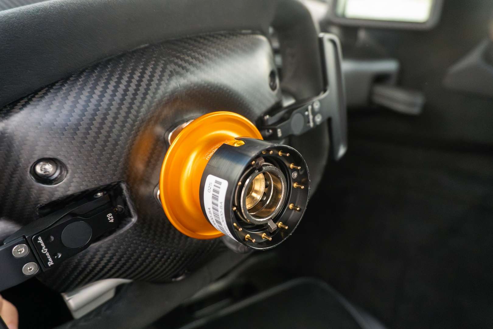 Aston Martin Valkyrie - 2022 - Joinsteer - #13