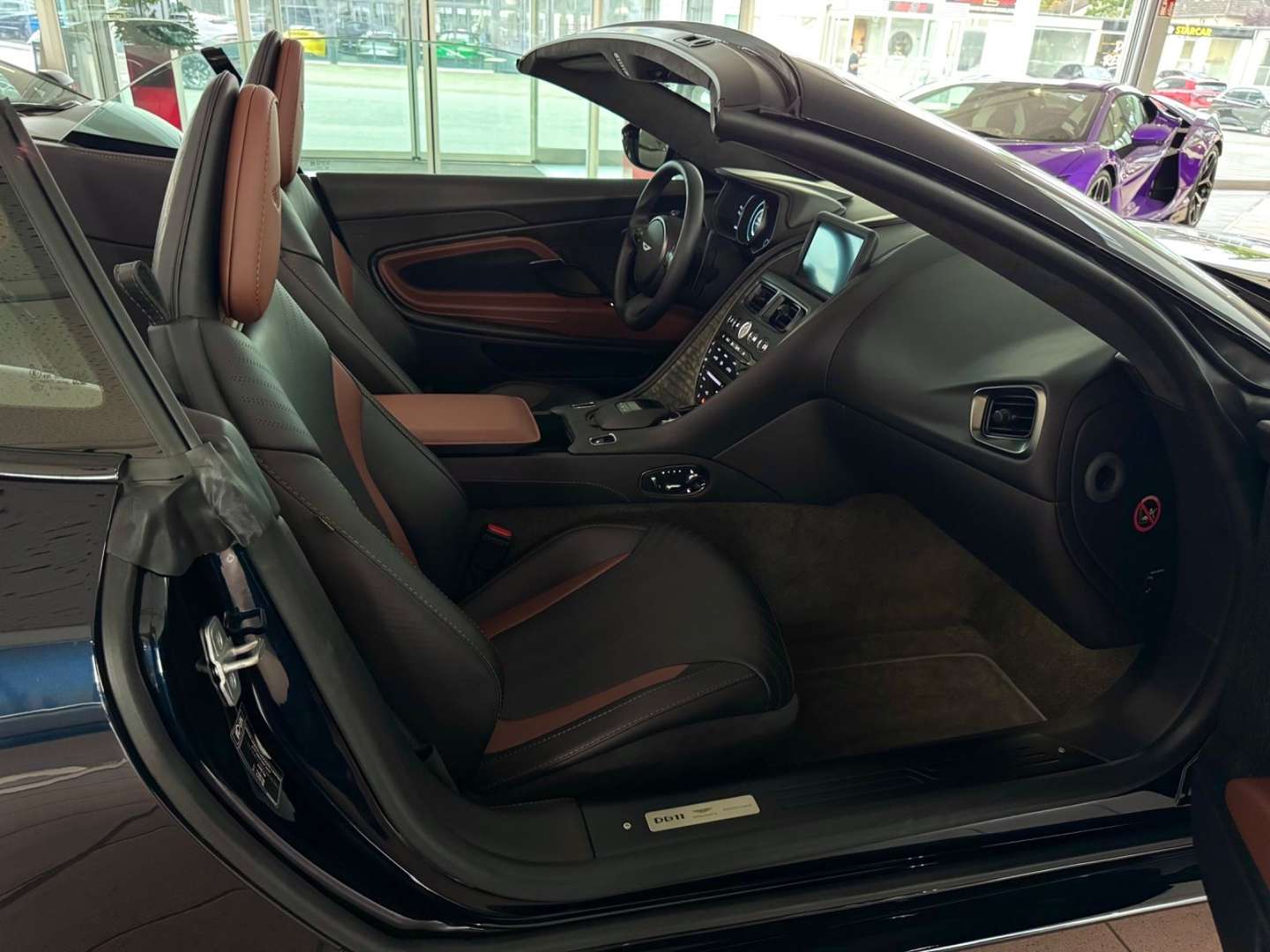 Aston Martin DB11 Volante V8 - 2018 - Joinsteer - #20