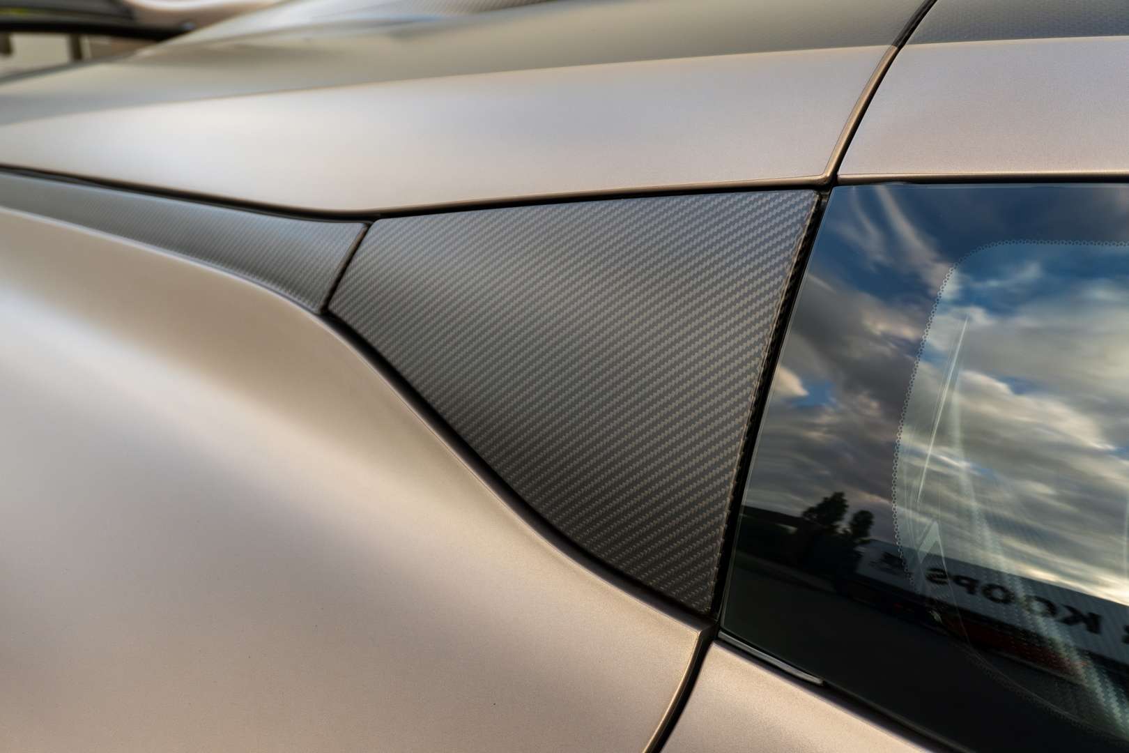 Aston Martin Valkyrie - 2022 - Joinsteer - #24