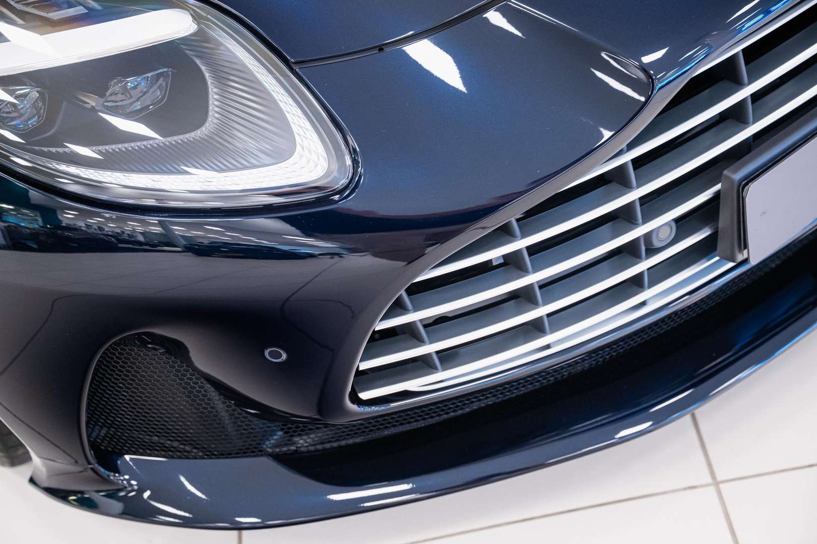 Aston Martin DB12 Volante - 2025 - Joinsteer - #12