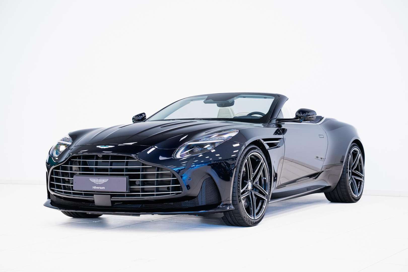 Aston Martin DB12 Volante - 2025 - Joinsteer - #24