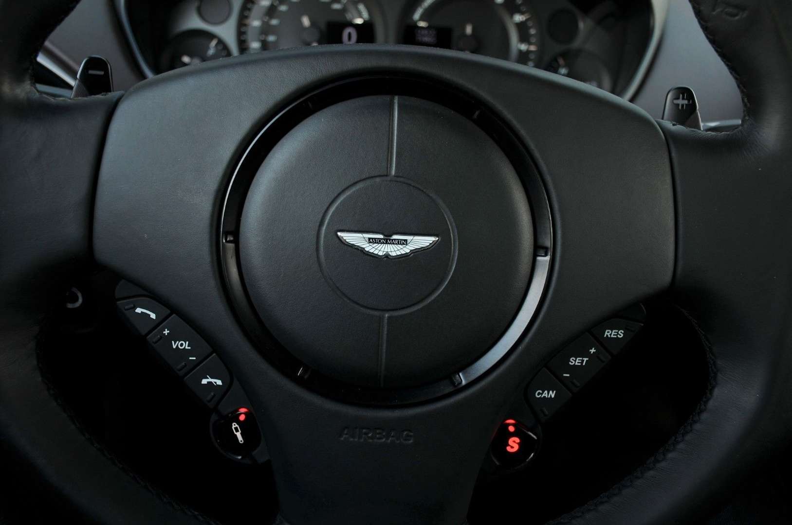 Aston Martin Vanquish 6.0 Carbon - 2014 - Joinsteer - #22